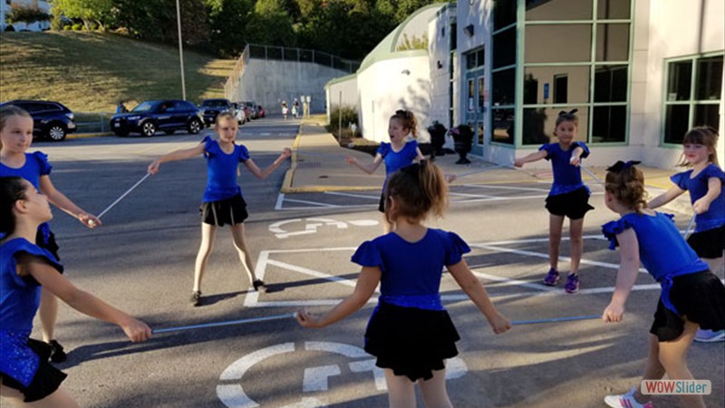 2022 LHS Parade 20220930_172348---circle